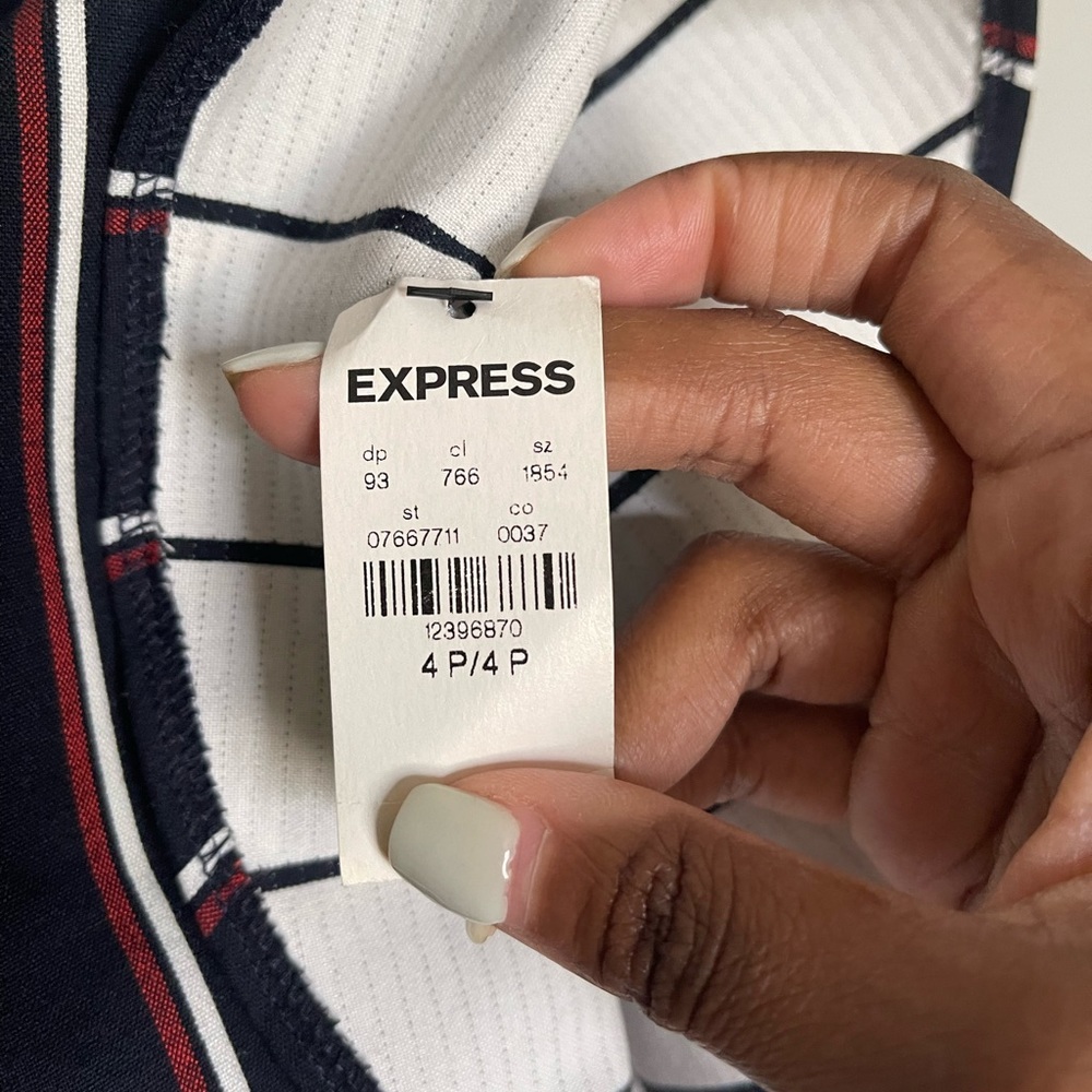 Express mini skirt - Picture 8 of 10